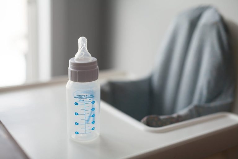 Is it Safe to Use Distilled Water For Baby Formula? Public Health